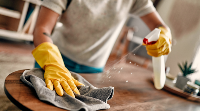 The Life-Changing Magic of Tidying Up: A Home Experiment Tidying up and getting organized.
