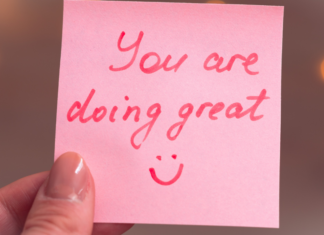 Affirmations for Mom and How They Work An affirmation on a post-it note.