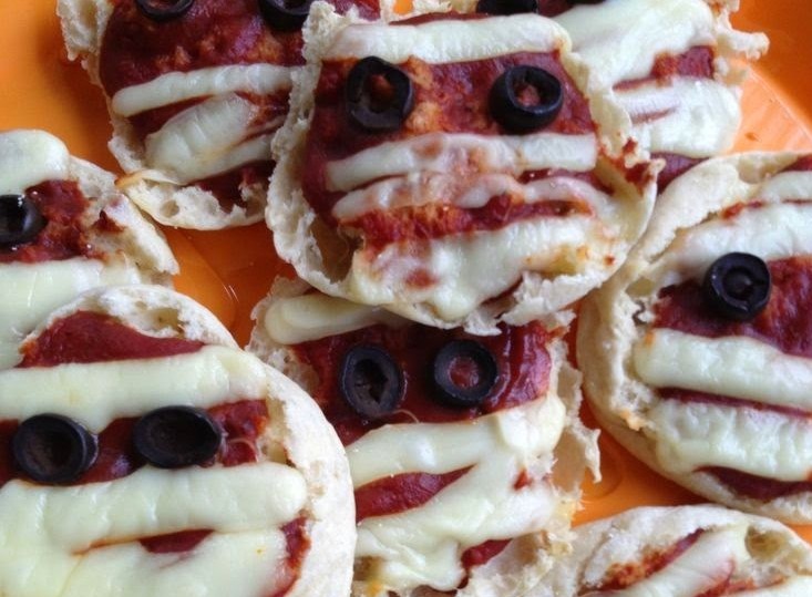 Mummy Pizzas
