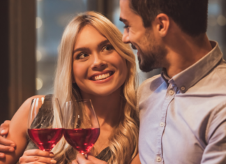 A couple on a Valentine's day date.