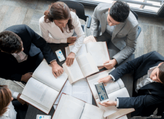 RazorFocus: Discover Your Edge Market research focus group.
