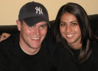 How I Met Your Father :: Just Have Fun A couple in love.