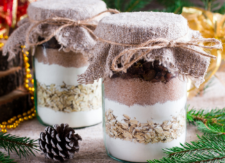Mason jar gifts for the holidays.