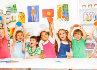 Kids in an art class.