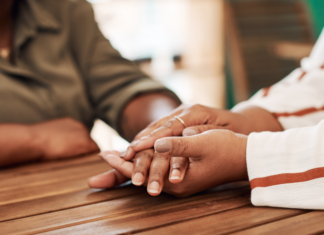 Moms…I Have Your Back {End the “Mommy Wars”} Ending the Mommy Wars.