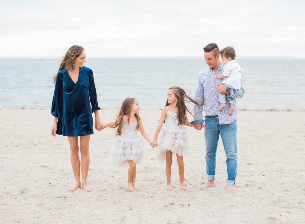 How to Style Your Family for Holiday Cards