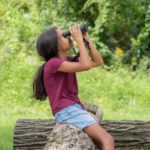 MigrationMadness girl sitting Sharon Cuartero (2) (800×533)