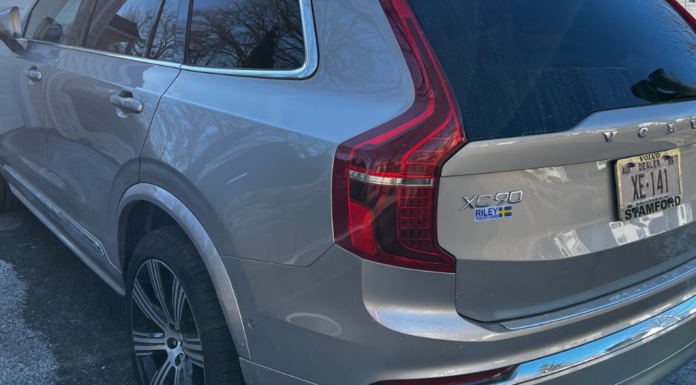 A Volvo XC90.