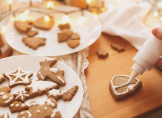 Decorating Christmas cookies.