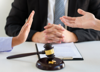 A divorce attorney with a couple divorcing.