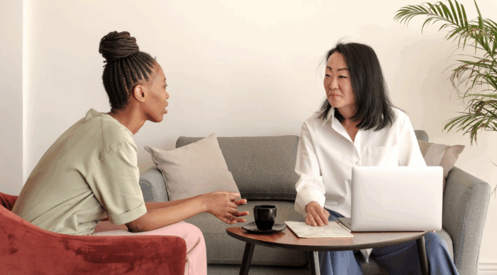 A woman with her therapist.