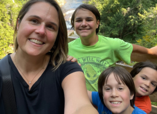 Meet Jessica: Founder of an Exclusive Mom Club